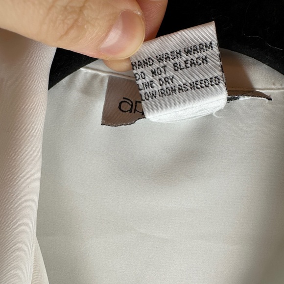 Women’s medium Apparenza white blouse - Picture 3 of 7